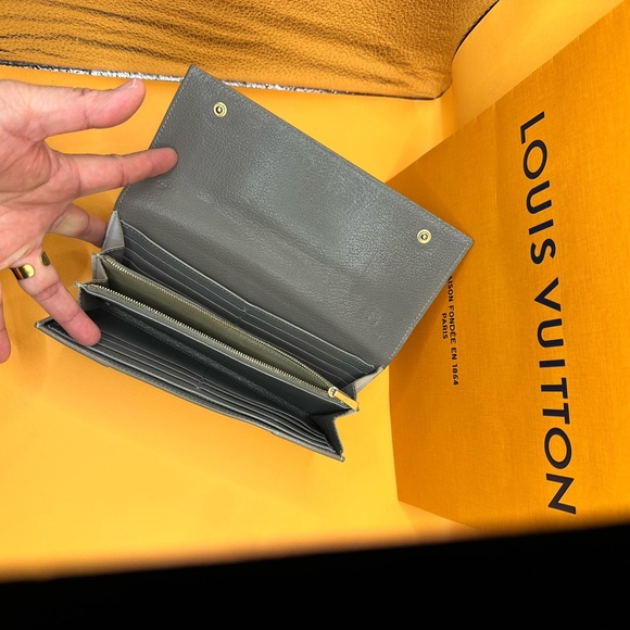 Celine Wallet in Powder Blue - Picture 8 of 13